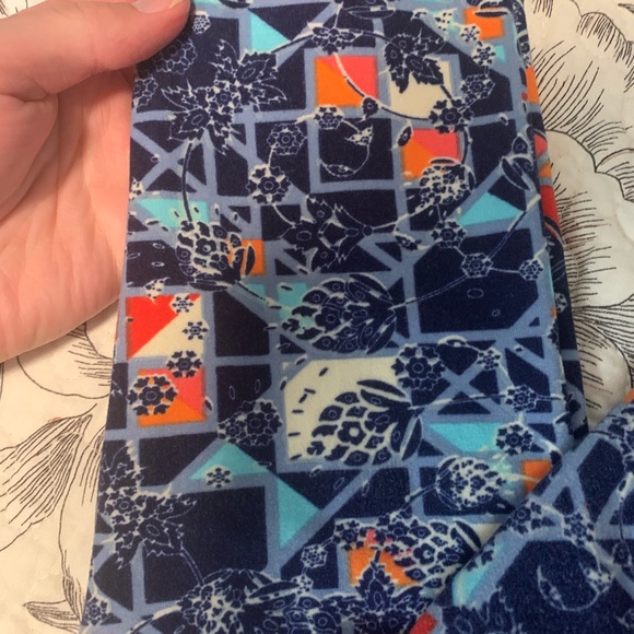 LuLaRoe Bundle - Picture 4 of 10